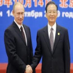 Putin tries to boost China-Russia relations